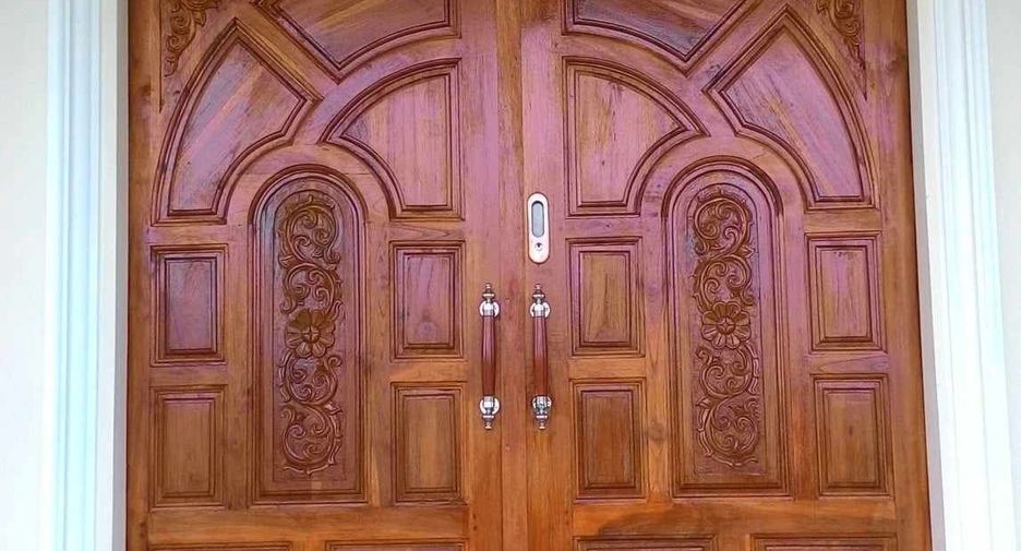 For sale 3 bedrooms house in Mueang Phayao, Phayao