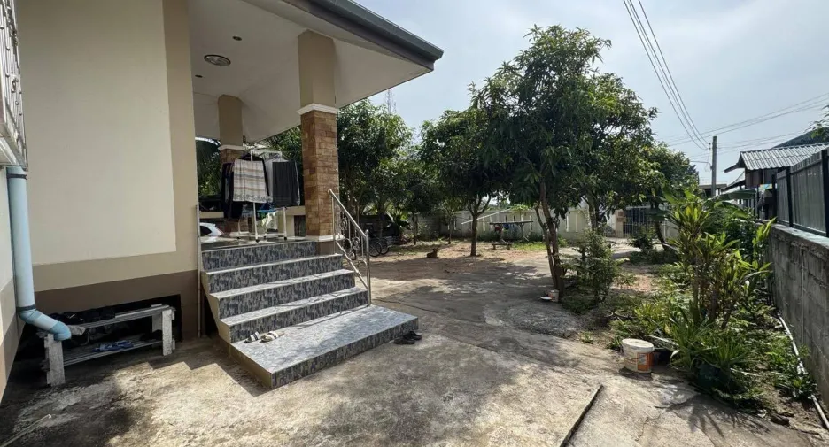 For sale 3 bedrooms house in Mueang Phayao, Phayao