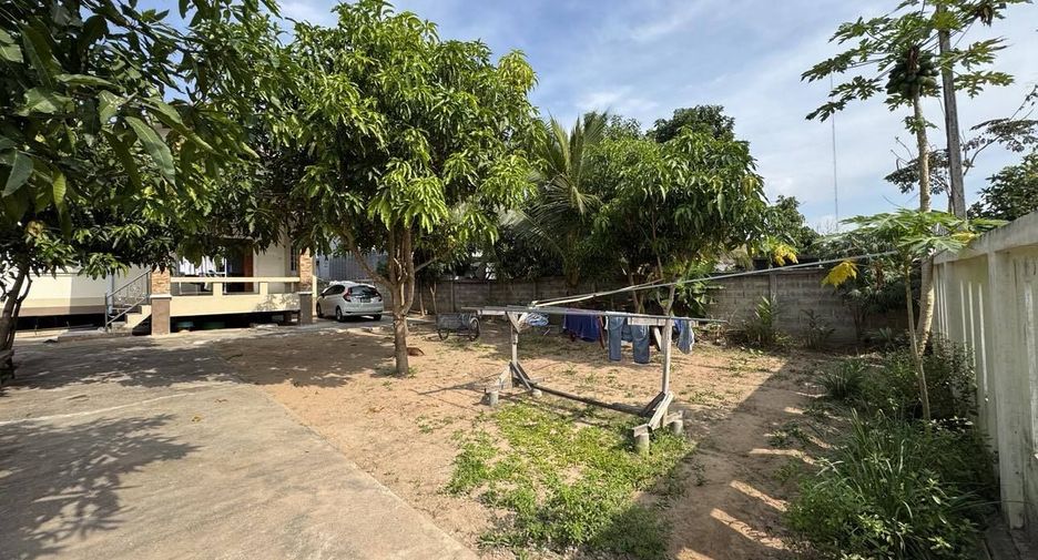 For sale 3 bedrooms house in Mueang Phayao, Phayao