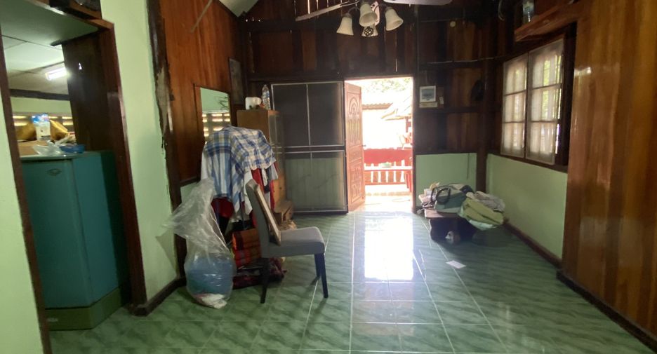 Продажа Участок в Phanat Nikhom, Чонбури