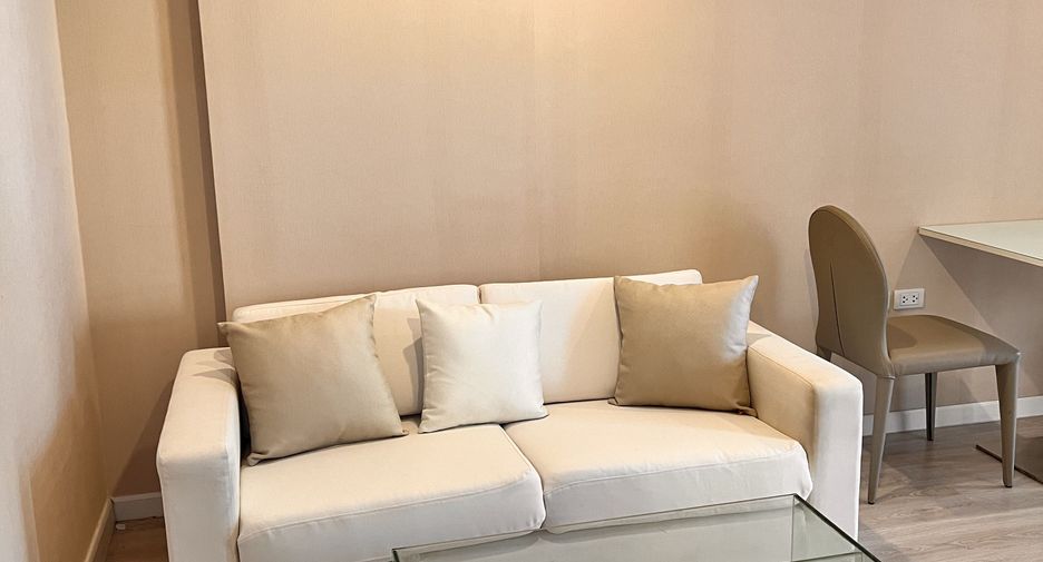 À vendre 1 chambre condo à Khlong Toei, Bangkok