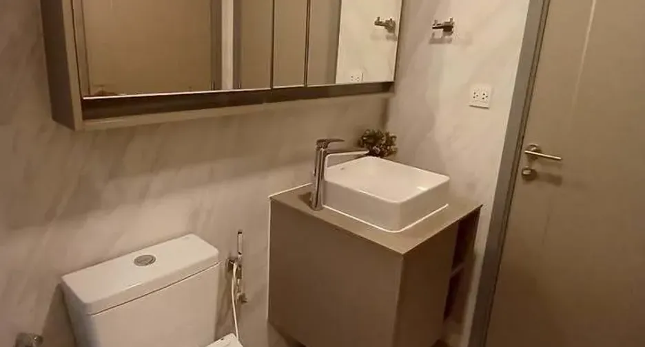 For sale and for rent 2 bedrooms condo in Watthana, Bangkok