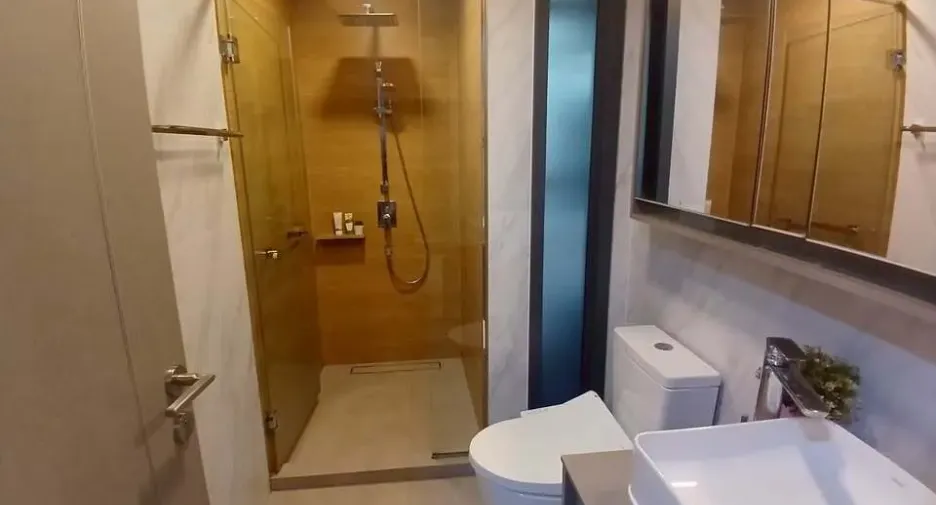 For sale and for rent 2 bedrooms condo in Watthana, Bangkok