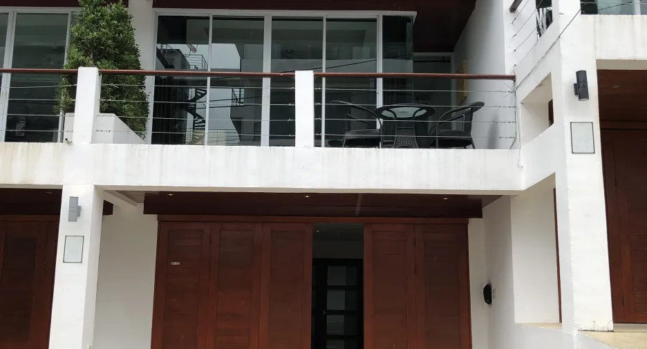 Casa adosada en alquiler de 3 habitaciones en Mueang Phuket, Phuket