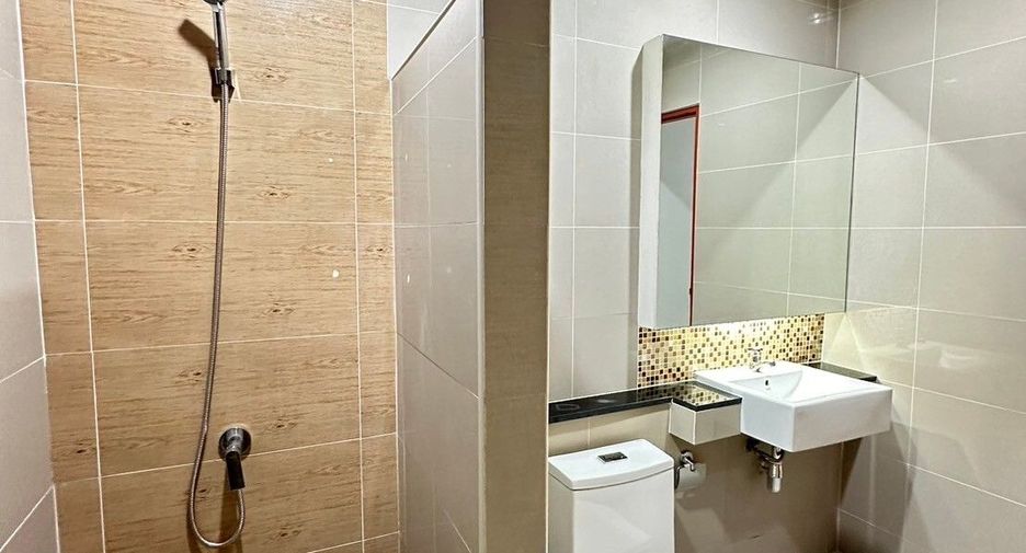 For sale 3 bedrooms house in Mueang Phitsanulok, Phitsanulok