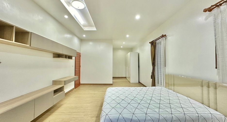 For sale 3 bedrooms house in Mueang Phitsanulok, Phitsanulok