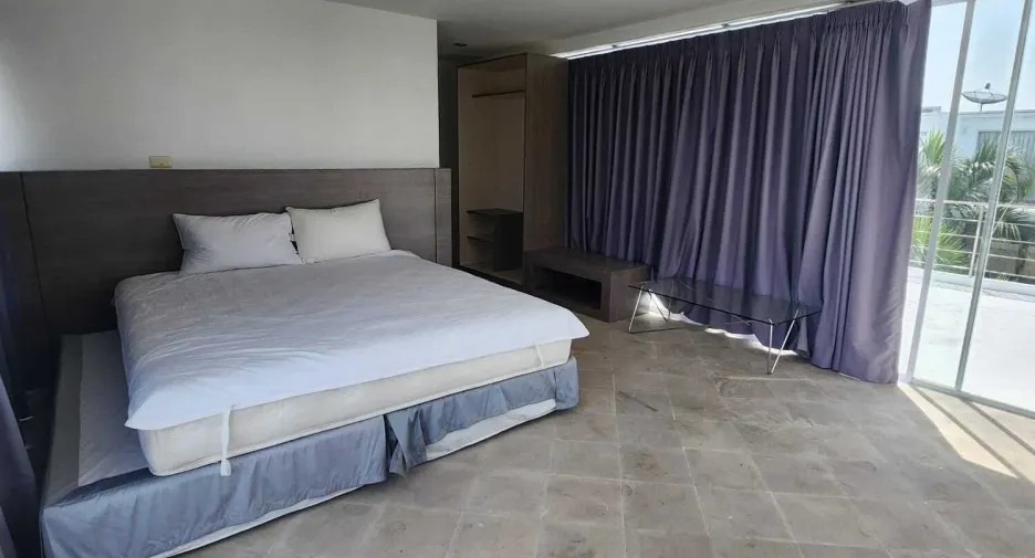 Villa en alquiler de 4 habitaciones en Mueang Phuket, Phuket