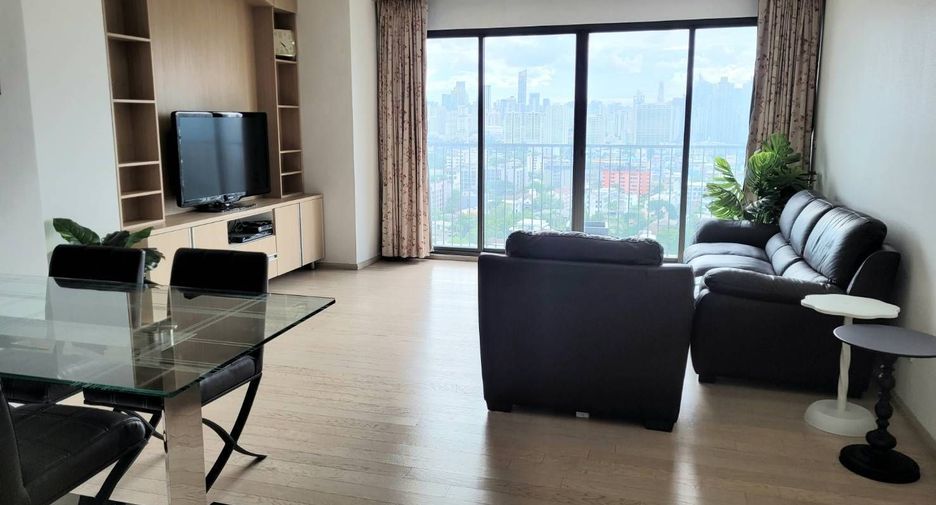 For sale 2 bedrooms condo in Watthana, Bangkok