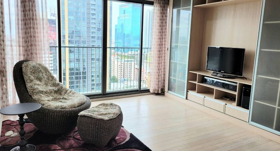 For sale 2 bedrooms condo in Watthana, Bangkok