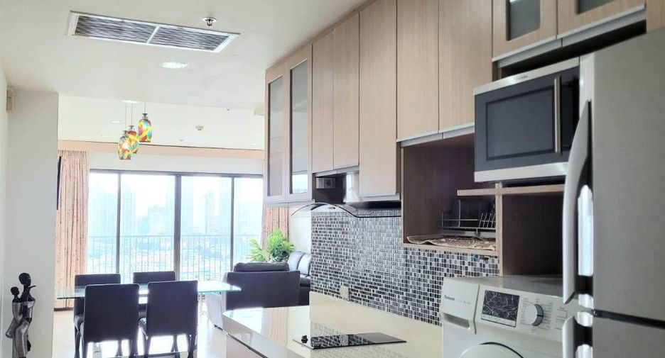 For sale 2 bedrooms condo in Watthana, Bangkok