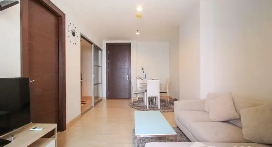 For rent and for sale 1 bed condo in Huai Khwang, Bangkok