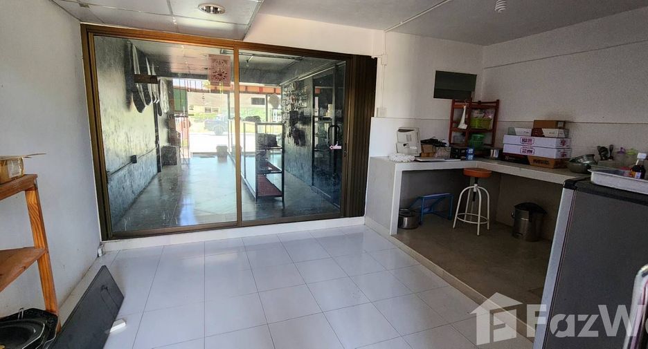 Local comercial en venta de 3 habitaciones en Ban Chang, Rayong