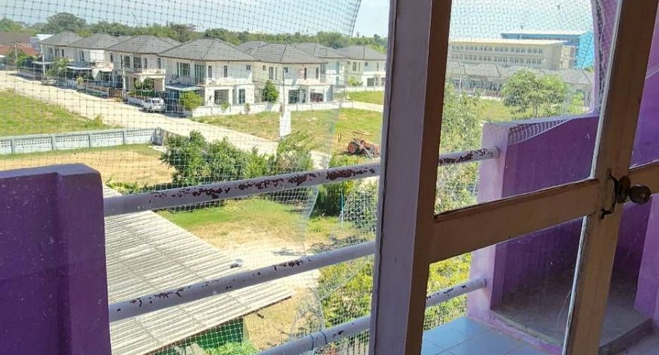 Local comercial en venta de 3 habitaciones en Ban Chang, Rayong