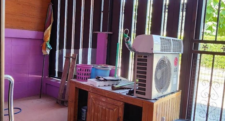 Local comercial en venta de 3 habitaciones en Ban Chang, Rayong