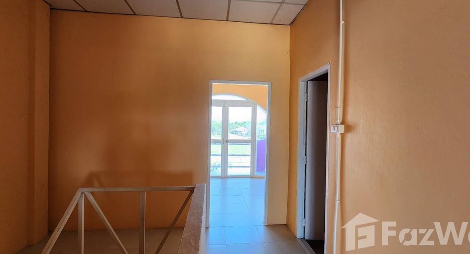 Local comercial en venta de 3 habitaciones en Ban Chang, Rayong