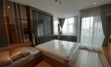 For sale 1 bed condo in Watthana, Bangkok