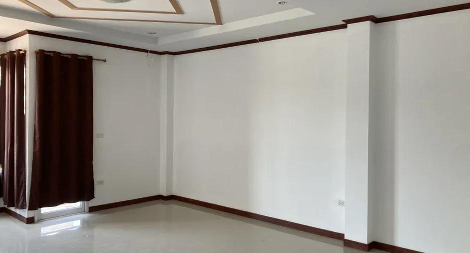 Продажа 3 спальни торговое помещение в Mueang Phetchabun, Phetchabun