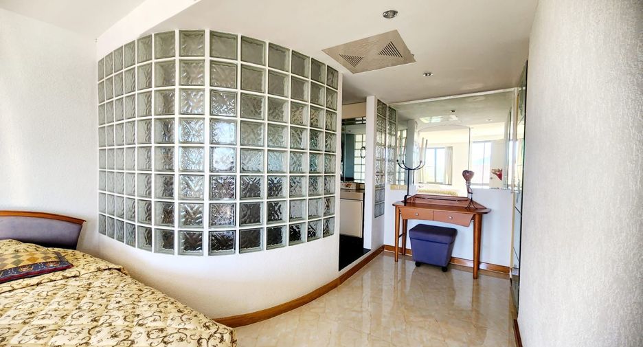 Haus zum Kauf mit 5 Zimmer in Mueang Phuket, Phuket