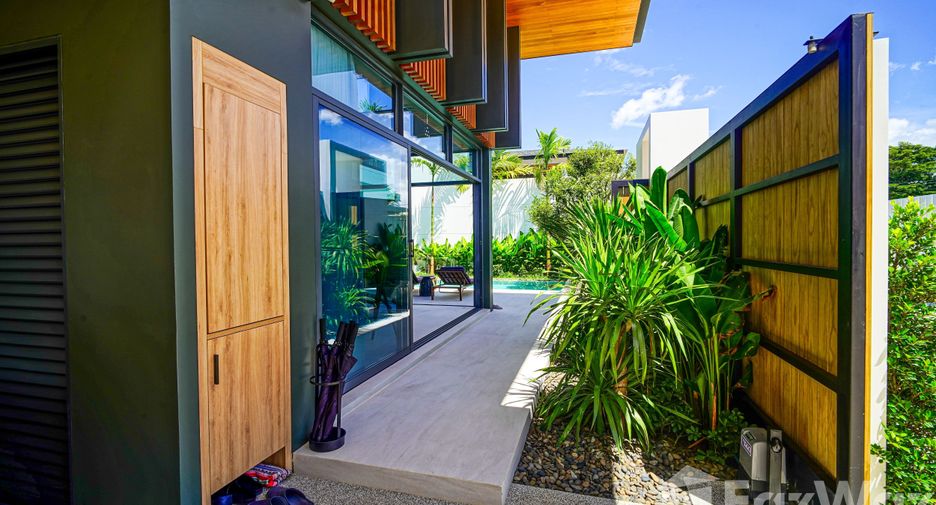 For sale 3 bedrooms villa in Mueang Phuket, Phuket