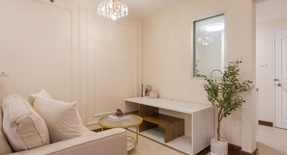 For sale 1 bed condo in Phra Khanong, Bangkok