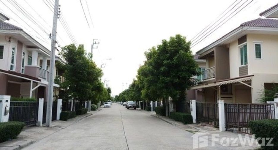 Casa en venta de 3 habitaciones en Bang Phli, Samut Prakan
