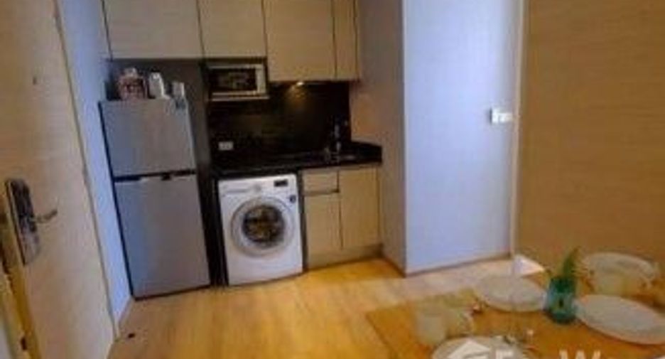 For sale studio condo in Khlong Toei, Bangkok