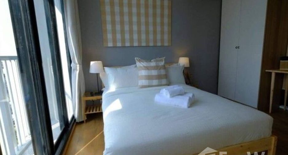 For sale studio condo in Khlong Toei, Bangkok
