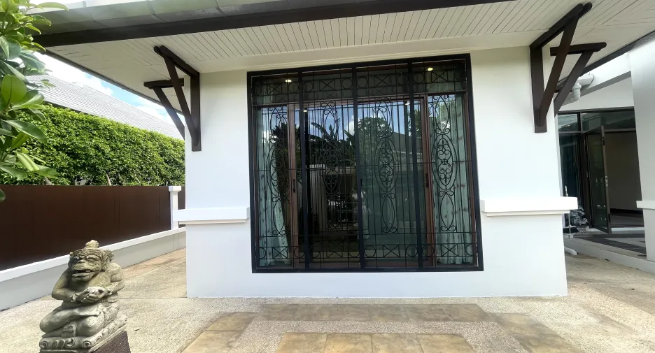 For sale 3 bedrooms villa in Thalang, Phuket