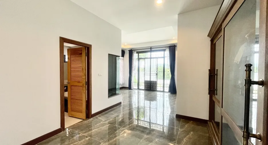 For sale 3 bedrooms villa in Thalang, Phuket