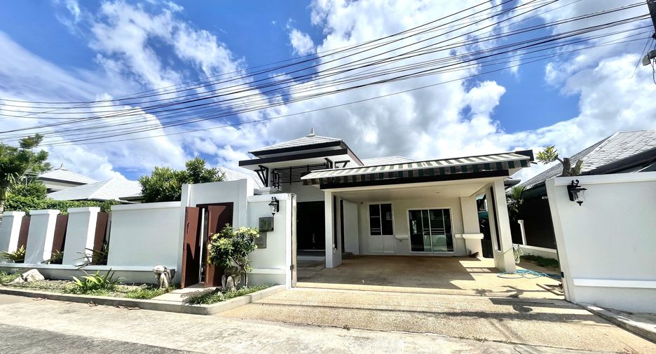 For sale 3 bedrooms villa in Thalang, Phuket