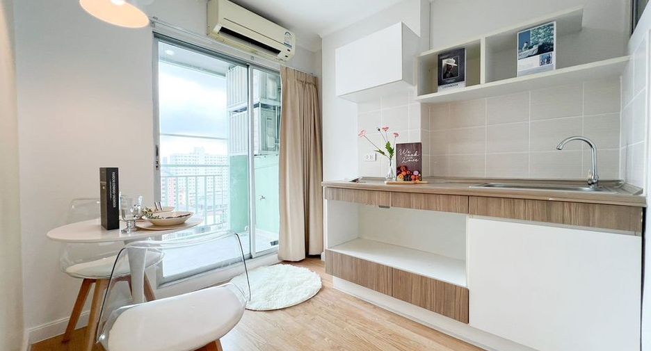 For sale 1 bed condo in Wang Thonglang, Bangkok
