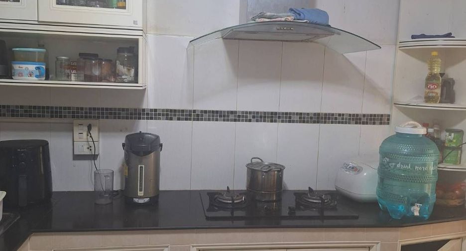 For sale 3 bedrooms house in Mueang Kalasin, Kalasin