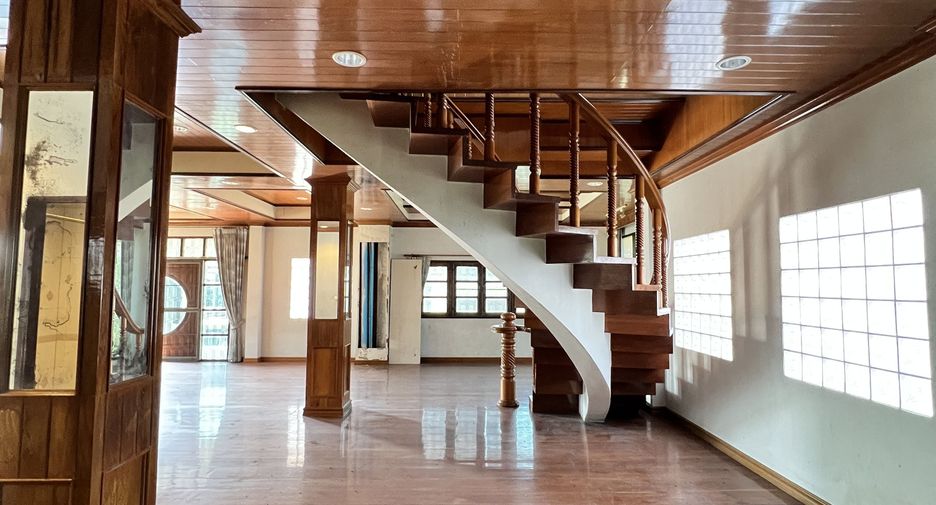 For sale 4 bedrooms house in Bang Ban, Phra Nakhon Si Ayutthaya