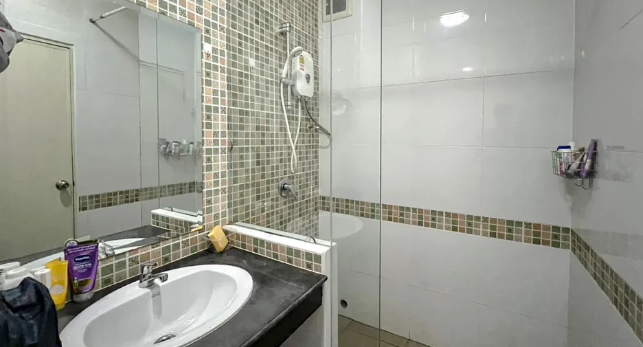 Продажа 1 кровать кондо в Пращет, Бангкок
