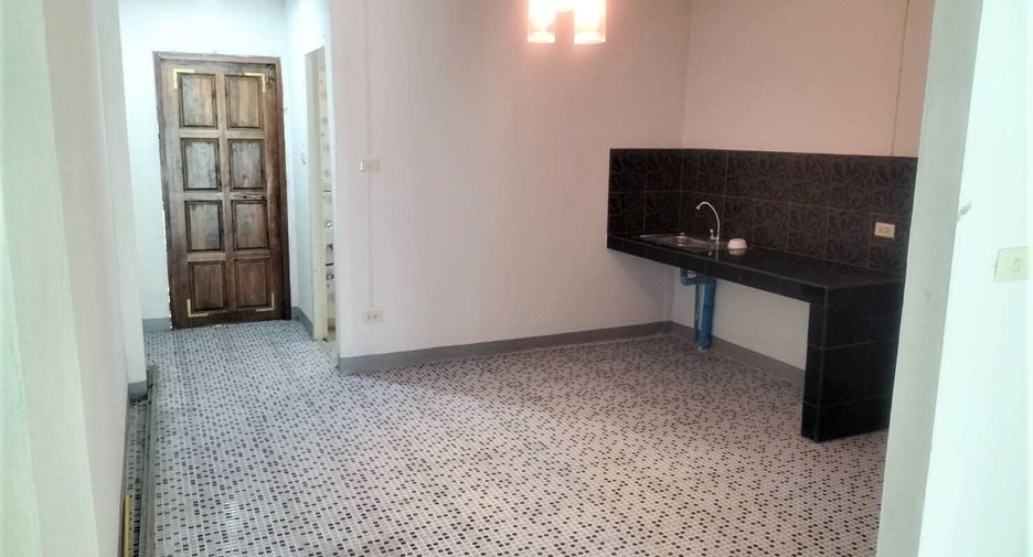 For rent and for sale 3 bedrooms townhouse in Mueang Chiang Rai, Chiang Rai