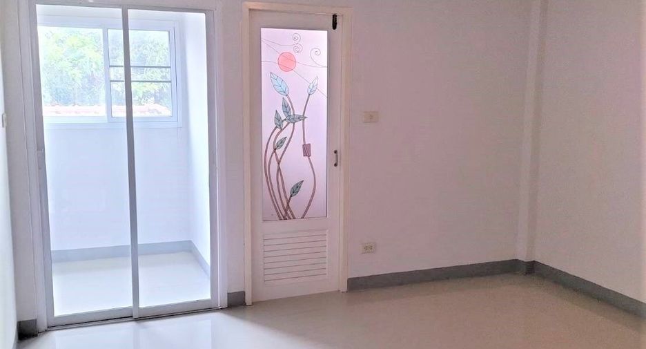 For rent and for sale 3 bedrooms townhouse in Mueang Chiang Rai, Chiang Rai