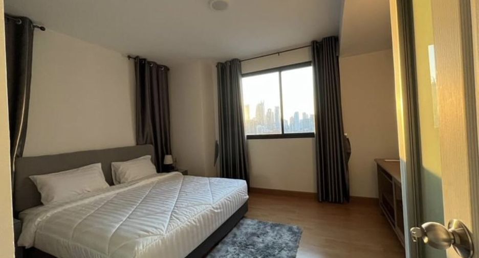 For sale 2 bedrooms condo in Watthana, Bangkok