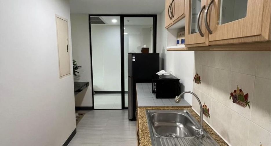 For sale 2 bedrooms condo in Watthana, Bangkok