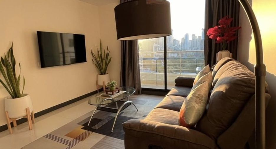 For sale 2 bedrooms condo in Watthana, Bangkok