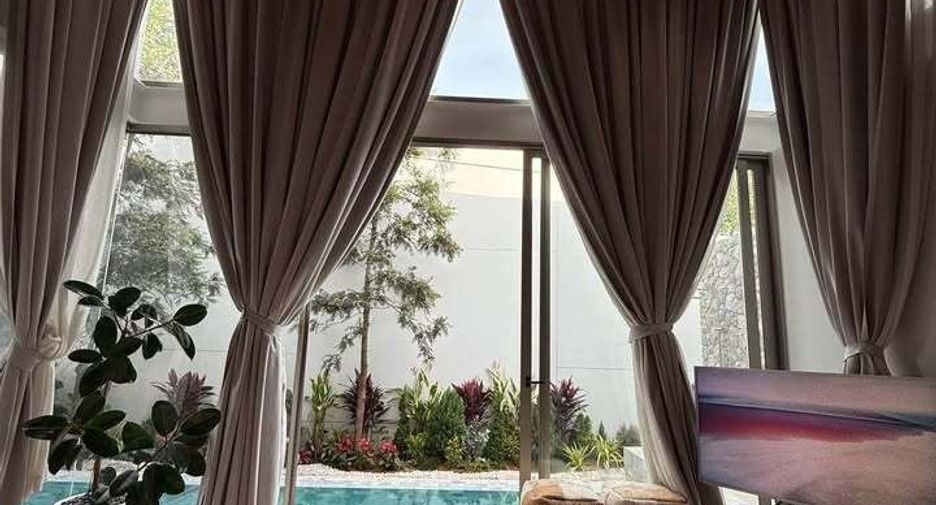 For sale 4 bedrooms villa in Thalang, Phuket