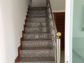 Haus zum Kauf mit 4 Zimmer in Ban Phaeo, Samut Sakhon
