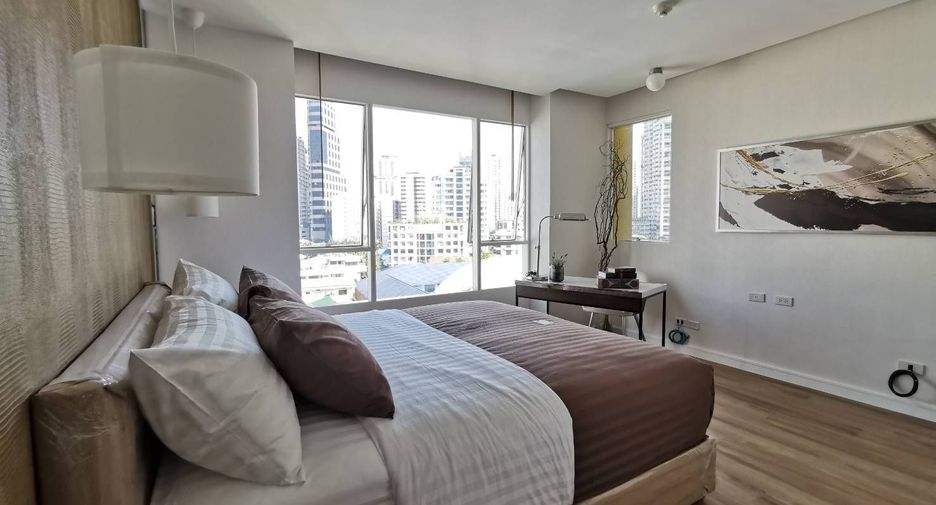 For sale 3 bedrooms condo in Khlong Toei, Bangkok