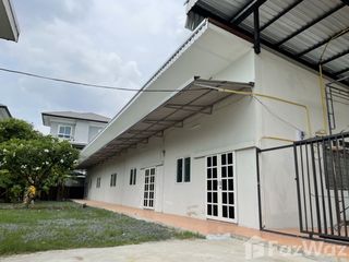 Аренда 3 спальни таунхаус в Mueang Nonthaburi, Нонтабури