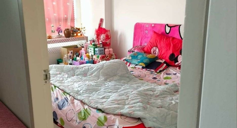 For sale 1 bed condo in Mueang Samut Prakan, Samut Prakan