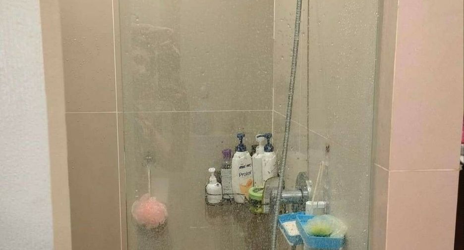For sale 1 bed condo in Mueang Samut Prakan, Samut Prakan