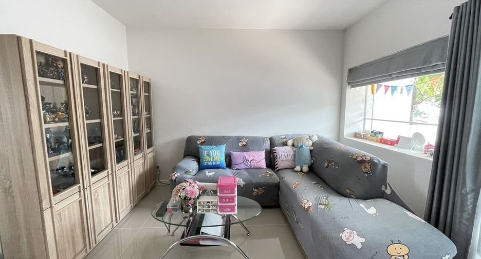 For sale 2 bedrooms townhouse in Phra Samut Chedi, Samut Prakan