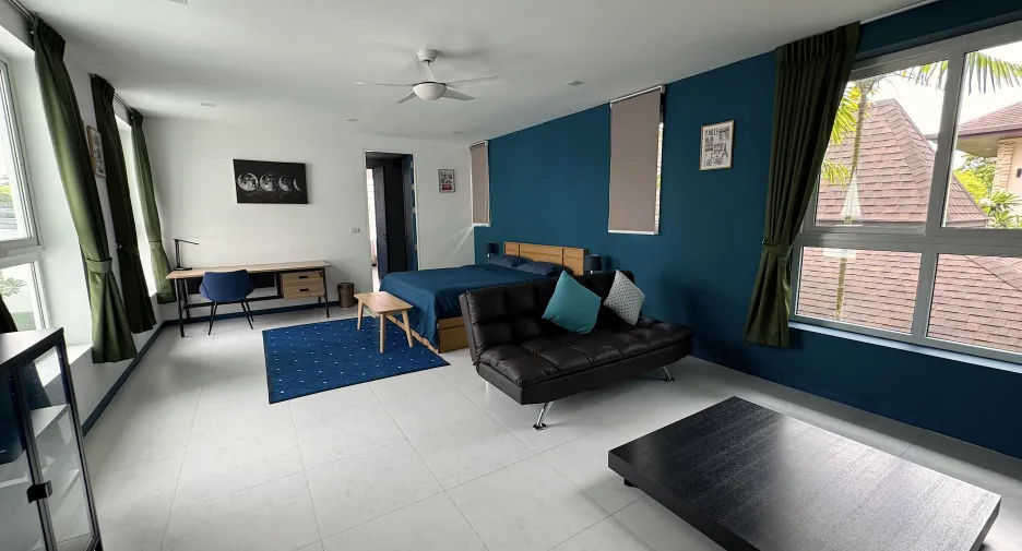 For rent 5 bedrooms villa in Mueang Phuket, Phuket