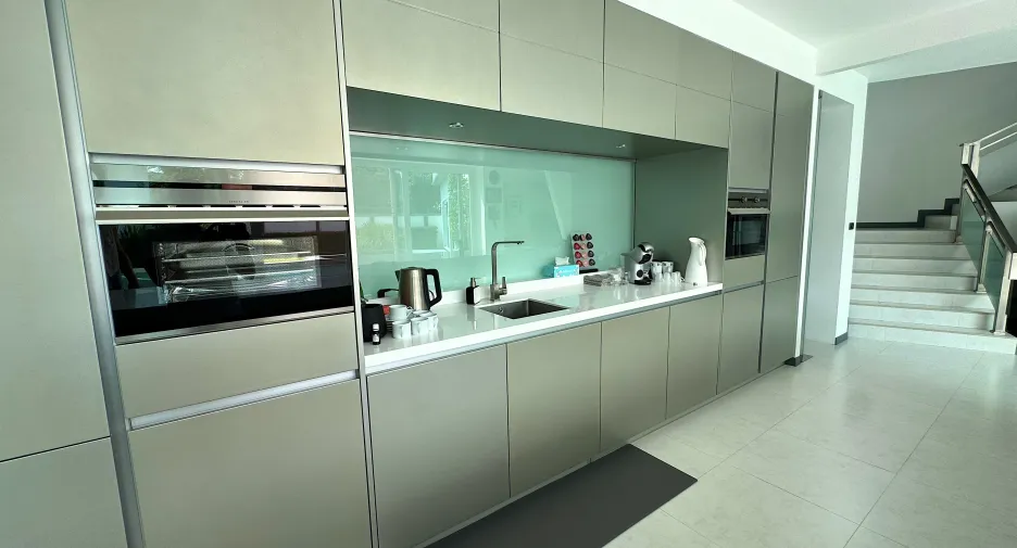 For rent 5 bedrooms villa in Mueang Phuket, Phuket
