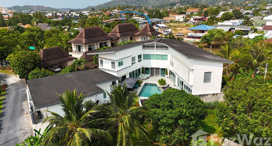 For rent 5 bedrooms villa in Mueang Phuket, Phuket