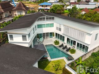 For rent 5 bedrooms villa in Mueang Phuket, Phuket